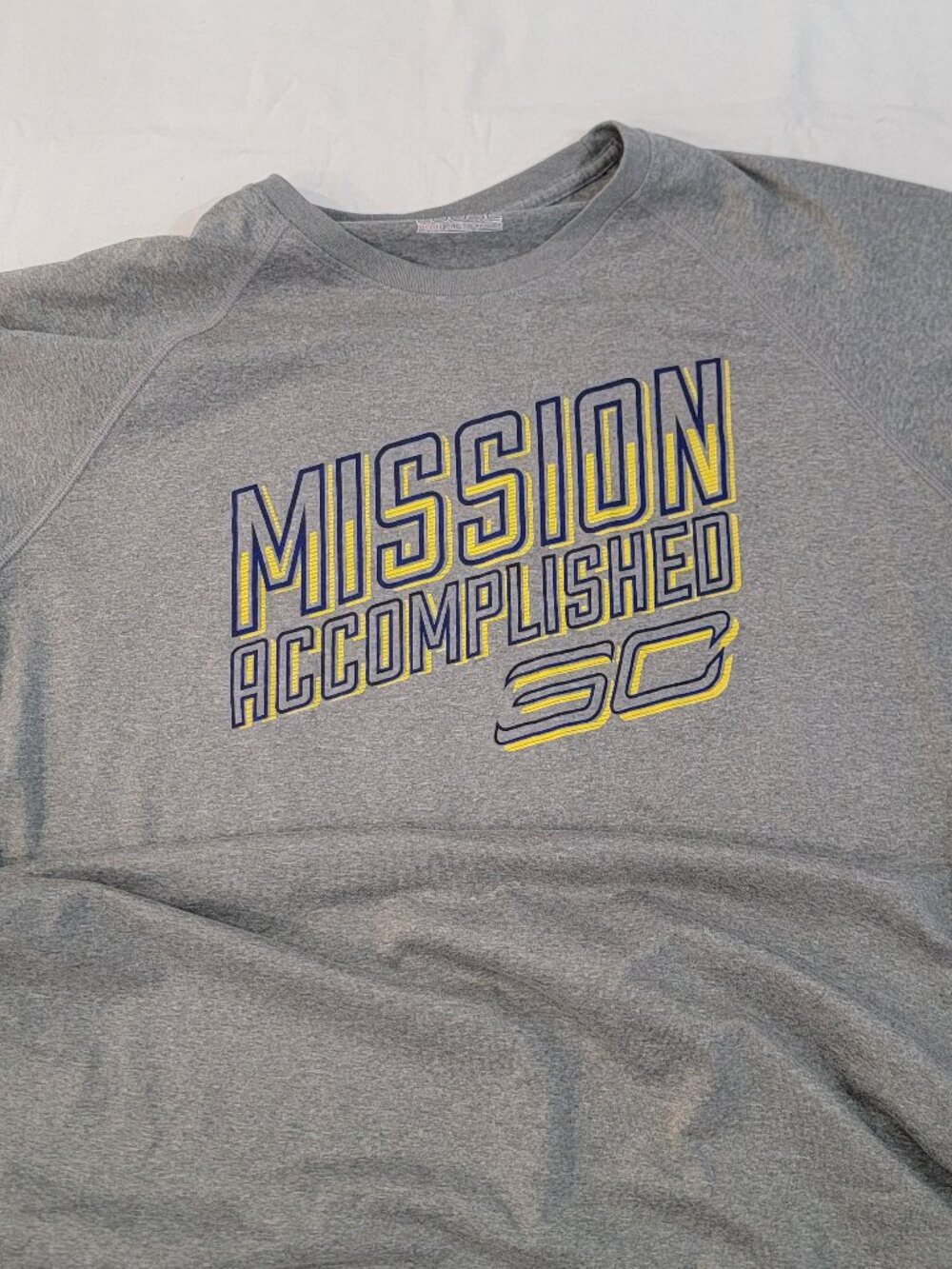 Under Armour Loose Fit Steph Curry Mission Accomplished Tee